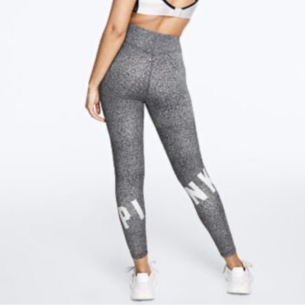 Victoria Secret Pink Compression Legging Size Small.